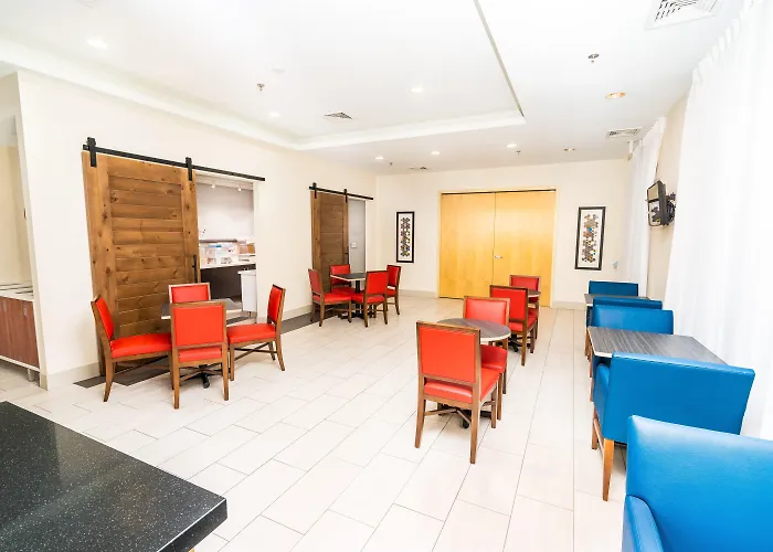 Holiday Inn Express & Suites Las Vegas Sw Springvalley By Ihg