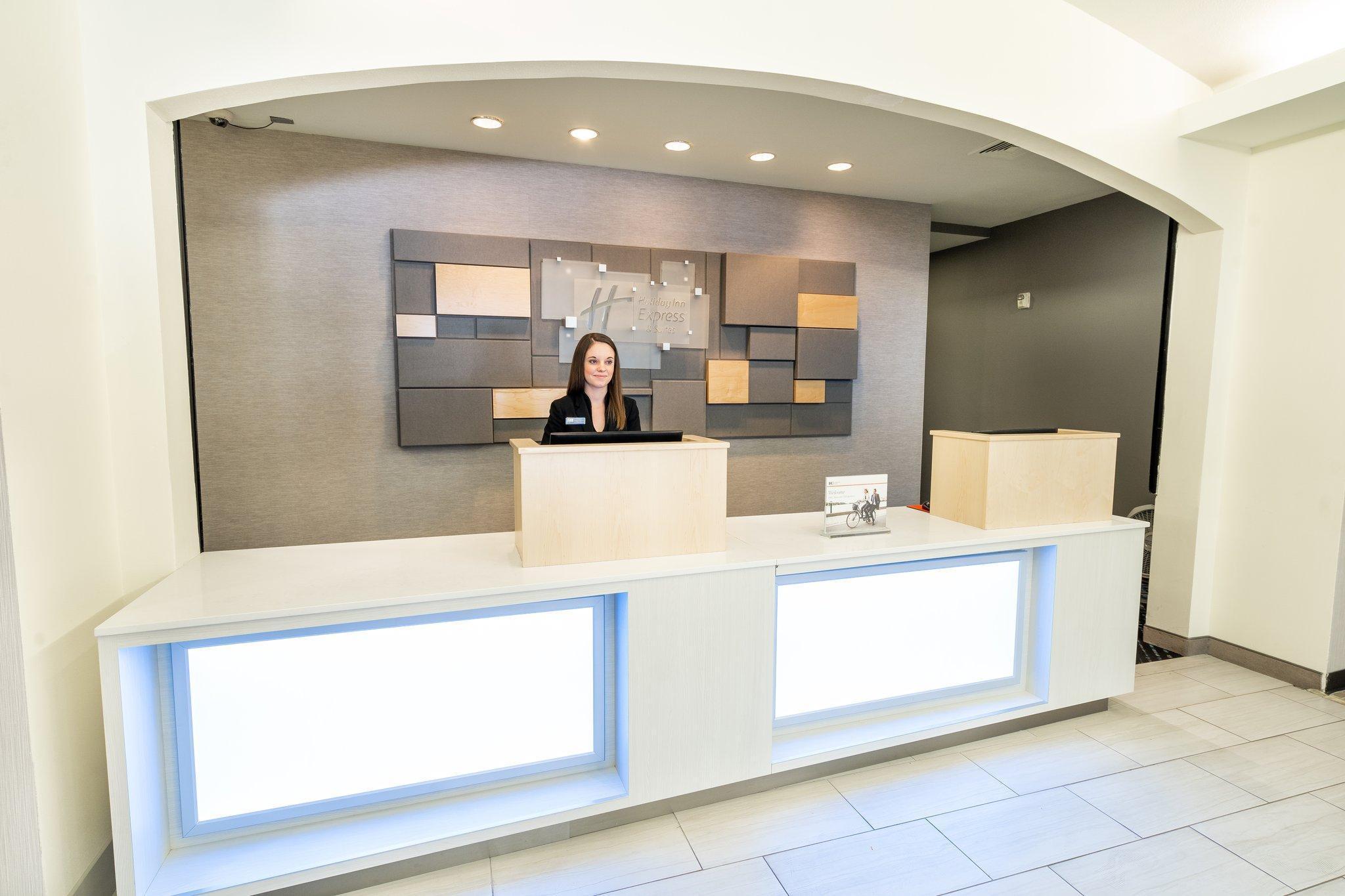 Hotel Holiday Express & Sw Springvalley By Ihg 3*