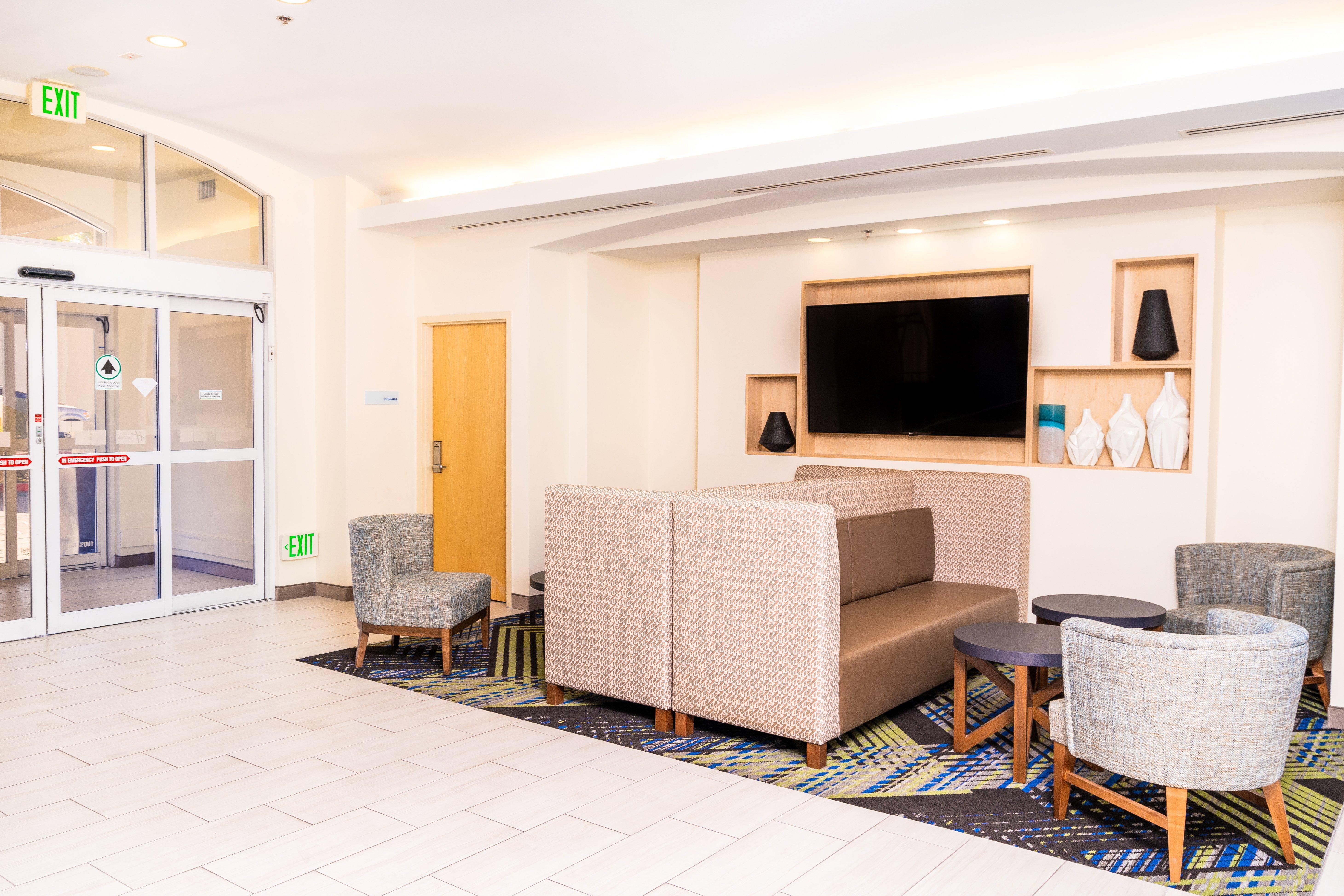 Holiday Express & Sw Springvalley By Ihg Las Vegas