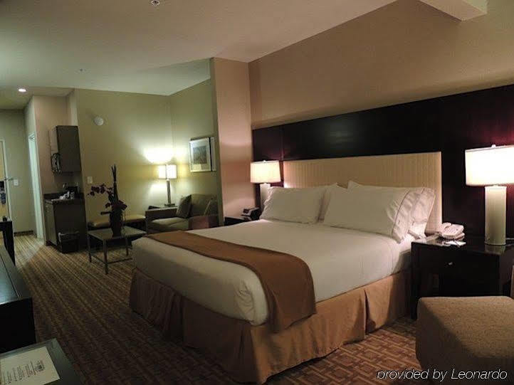 Hotel Holiday Express & Sw Springvalley By Ihg 3*